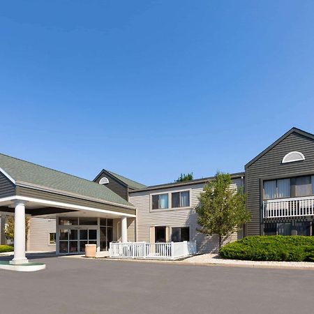 La Quinta Inn By Wyndham Sheboygan Exterior foto